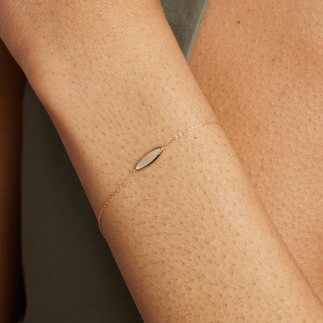 Bracelets - ID Charm Bracelet in Solid Gold - Charm Bracelet - Astrid &amp; Miyu