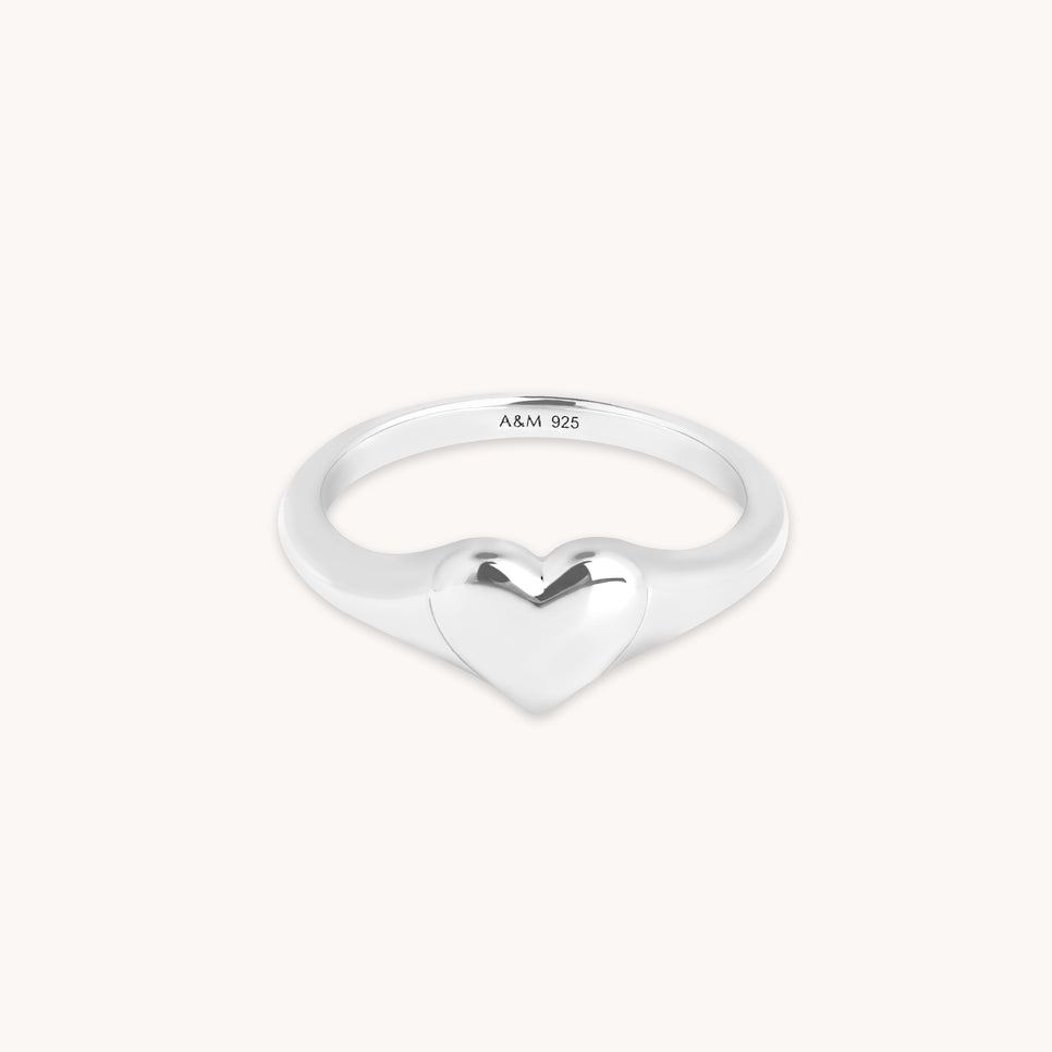 Graduation Gifts - Heart Signet Ring in Silver - Signet Ring - Astrid &amp; Miyu