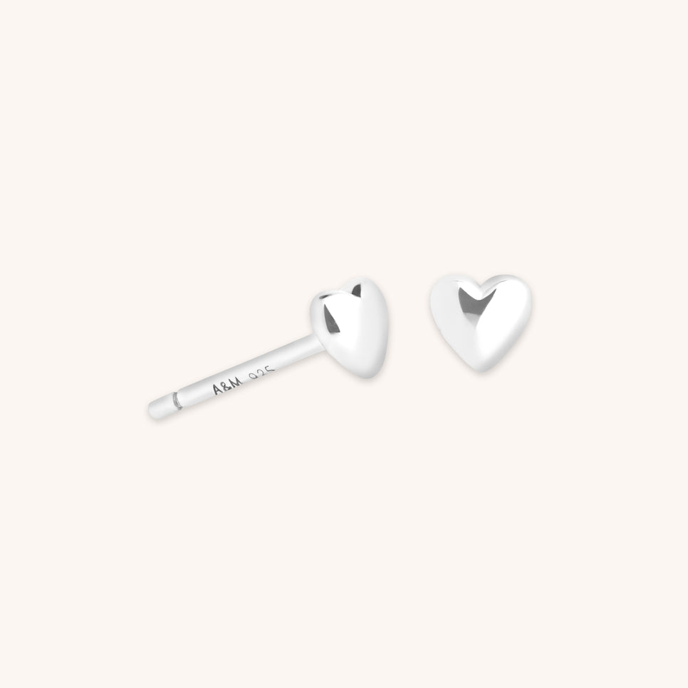 Earrings - Heart Stud Earrings in Silver - Stud Earrings - Astrid & Miyu