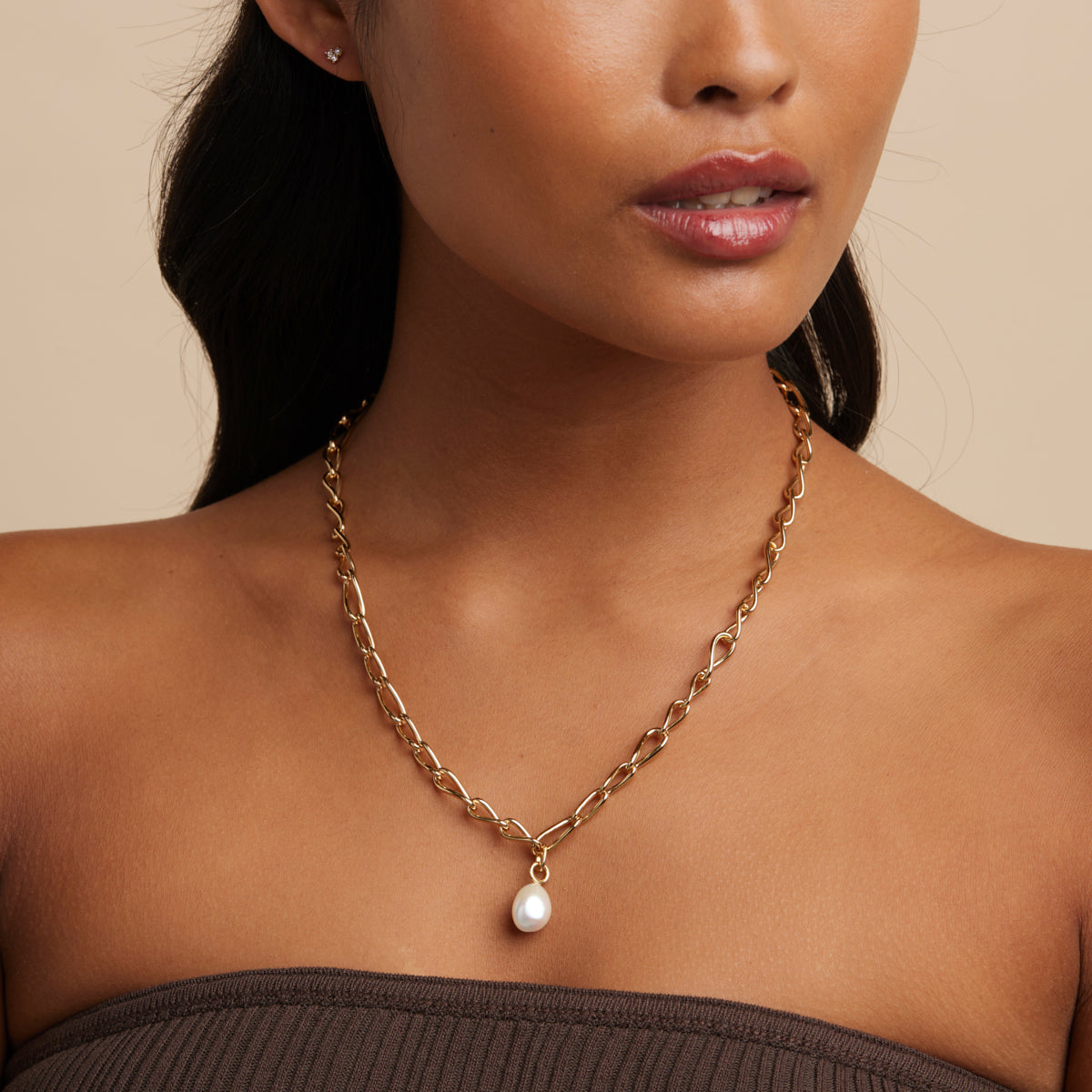 18k Gold Plated Jewellery - Infinite Pearl Bold Lariat Necklace in Gold - Lariat Necklace - Astrid &amp; Miyu