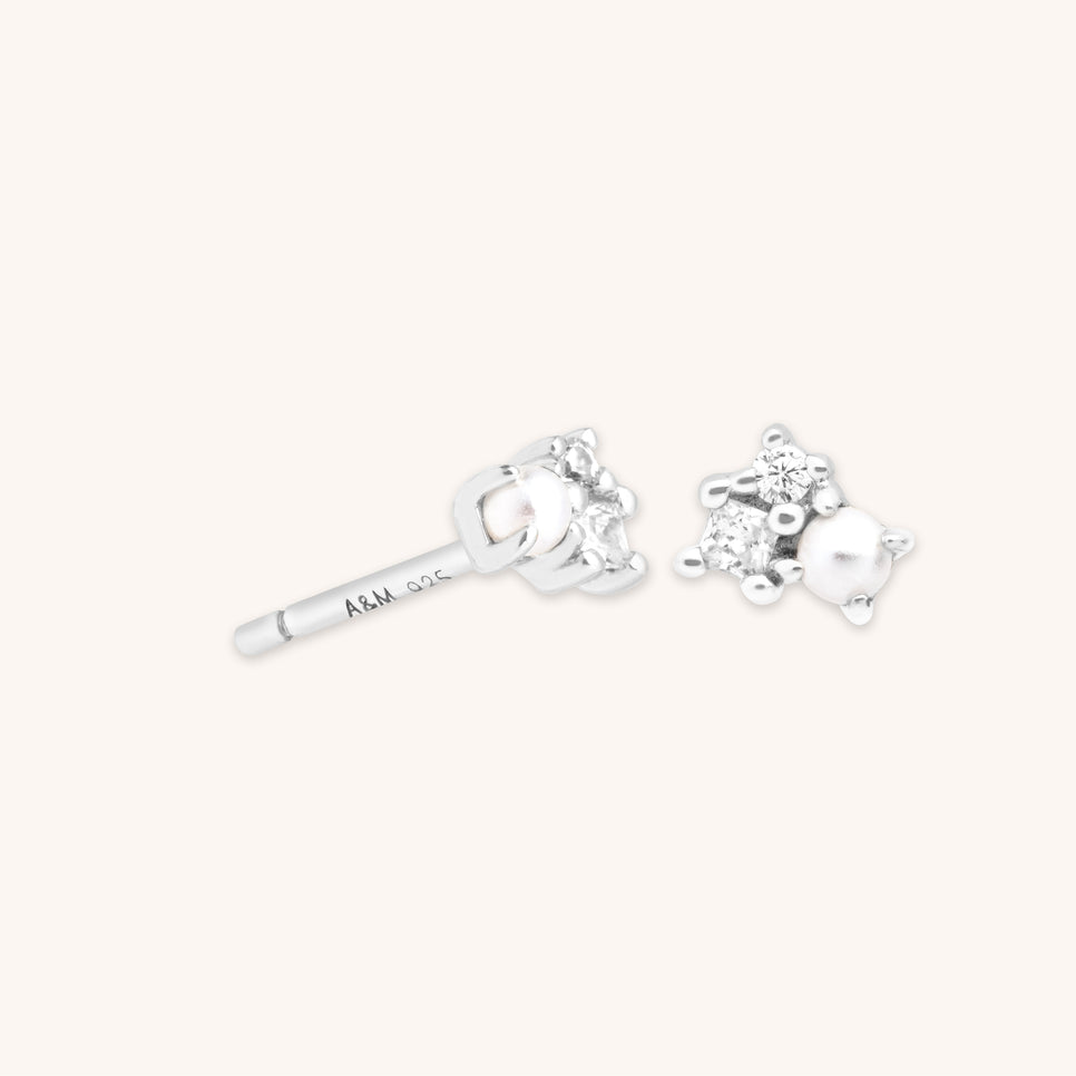 Earrings - Pearl & Crystal Studs in Silver - Stud Earrings - Astrid & Miyu