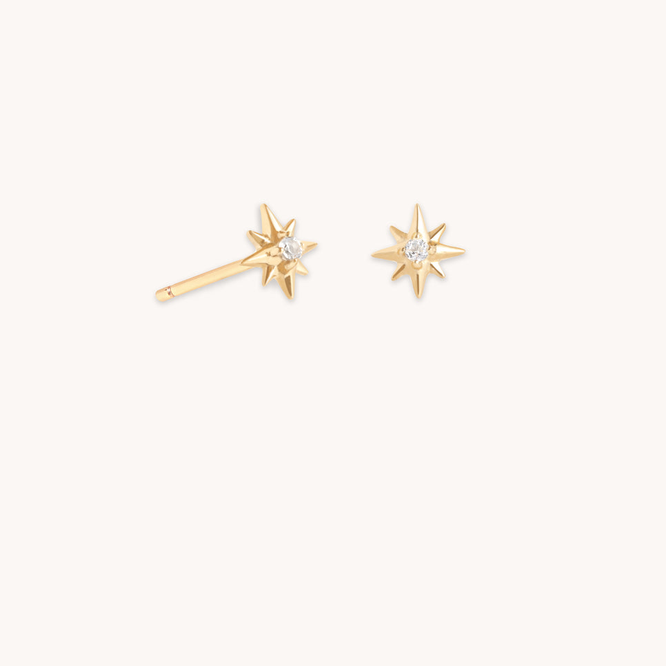 April White Topaz - White Topaz Star Studs in Solid Gold - Stud Earrings - Astrid &amp; Miyu