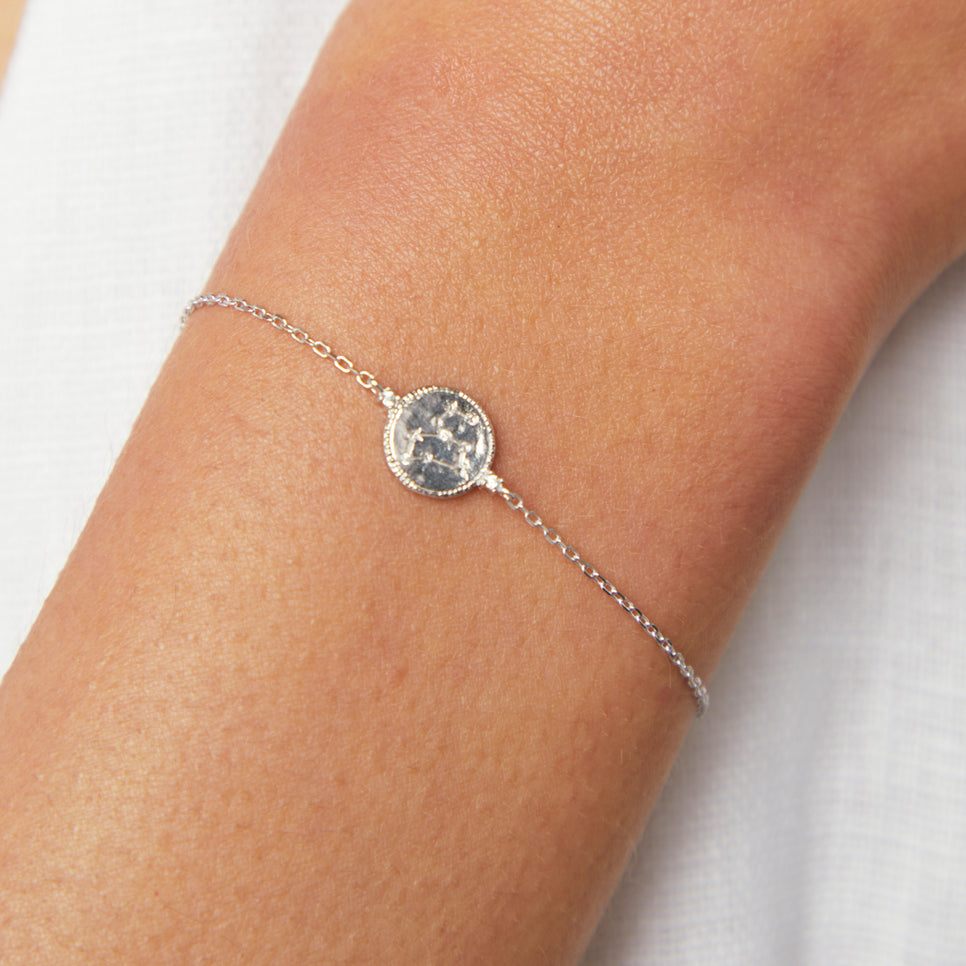 Bracelets - Leo Zodiac Bracelet in Silver - Zodiac - Astrid &amp; Miyu