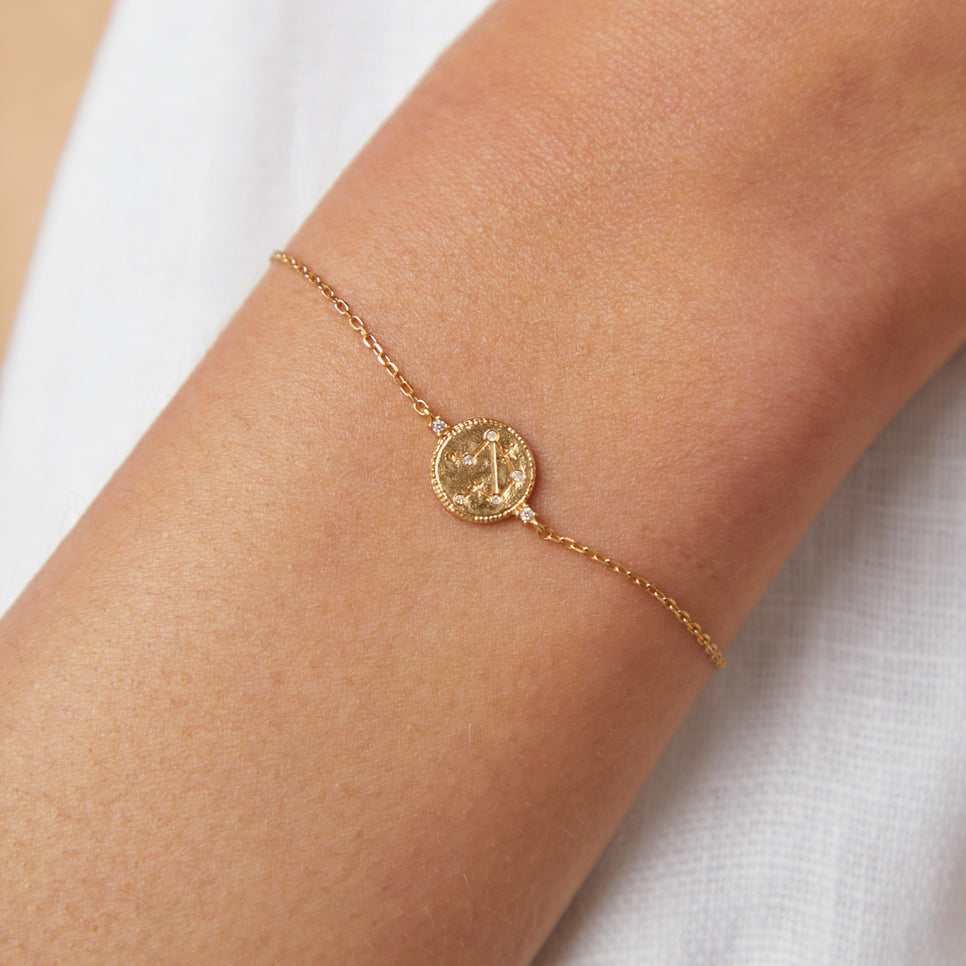 18k Gold Plated Jewellery - Libra Zodiac Bracelet in Gold - Zodiac - Astrid &amp; Miyu