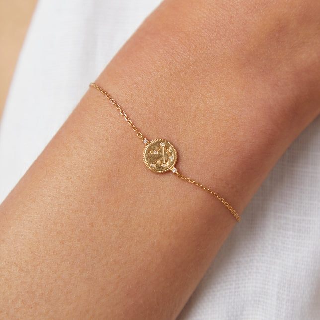 18k Gold Plated Jewellery - Libra Zodiac Bracelet in Gold - Zodiac - Astrid &amp; Miyu