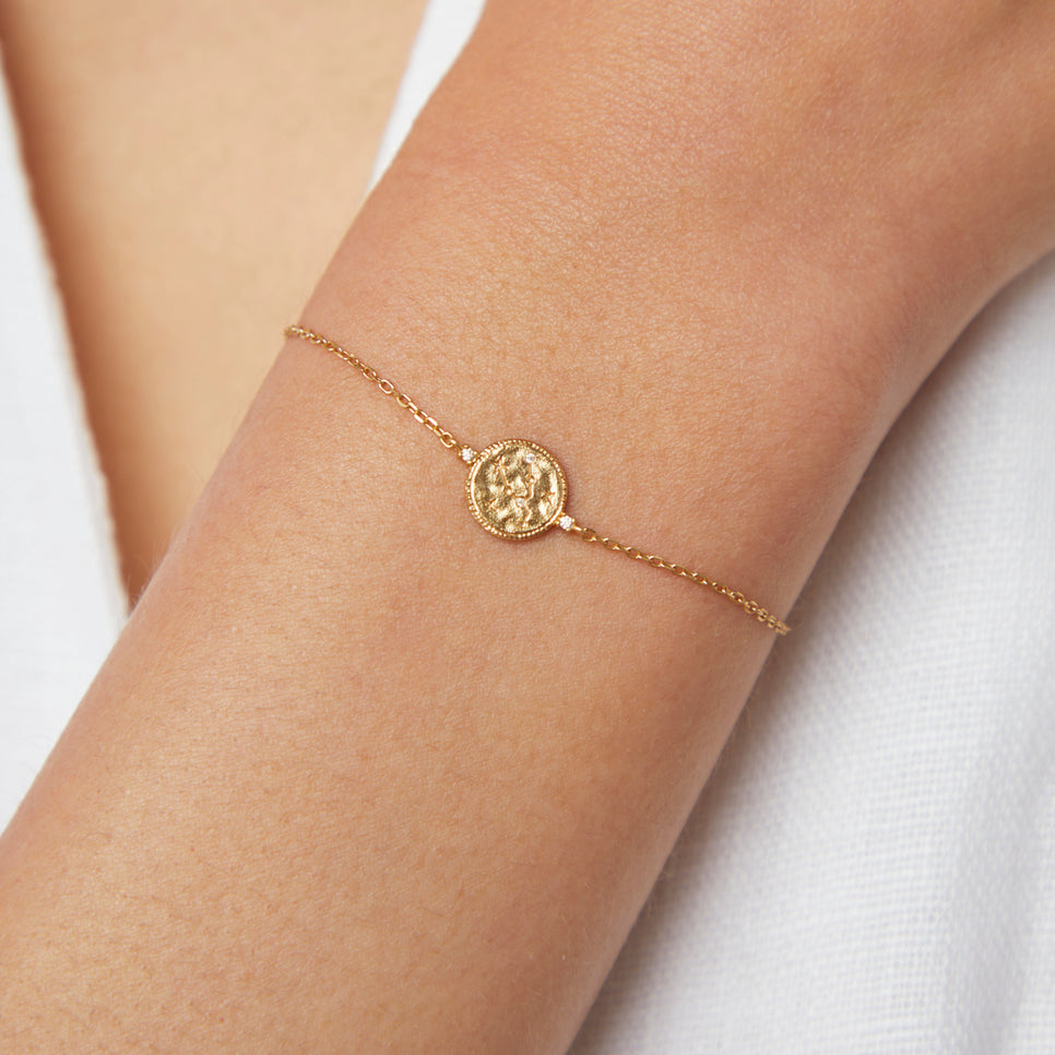18k Gold Plated Jewellery - Taurus Zodiac Bracelet in Gold - Zodiac - Astrid &amp; Miyu