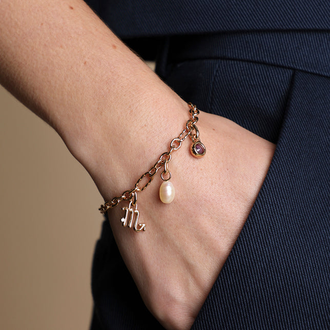Bold Bracelet Charming Gift Set in Gold-Astrid & Miyu