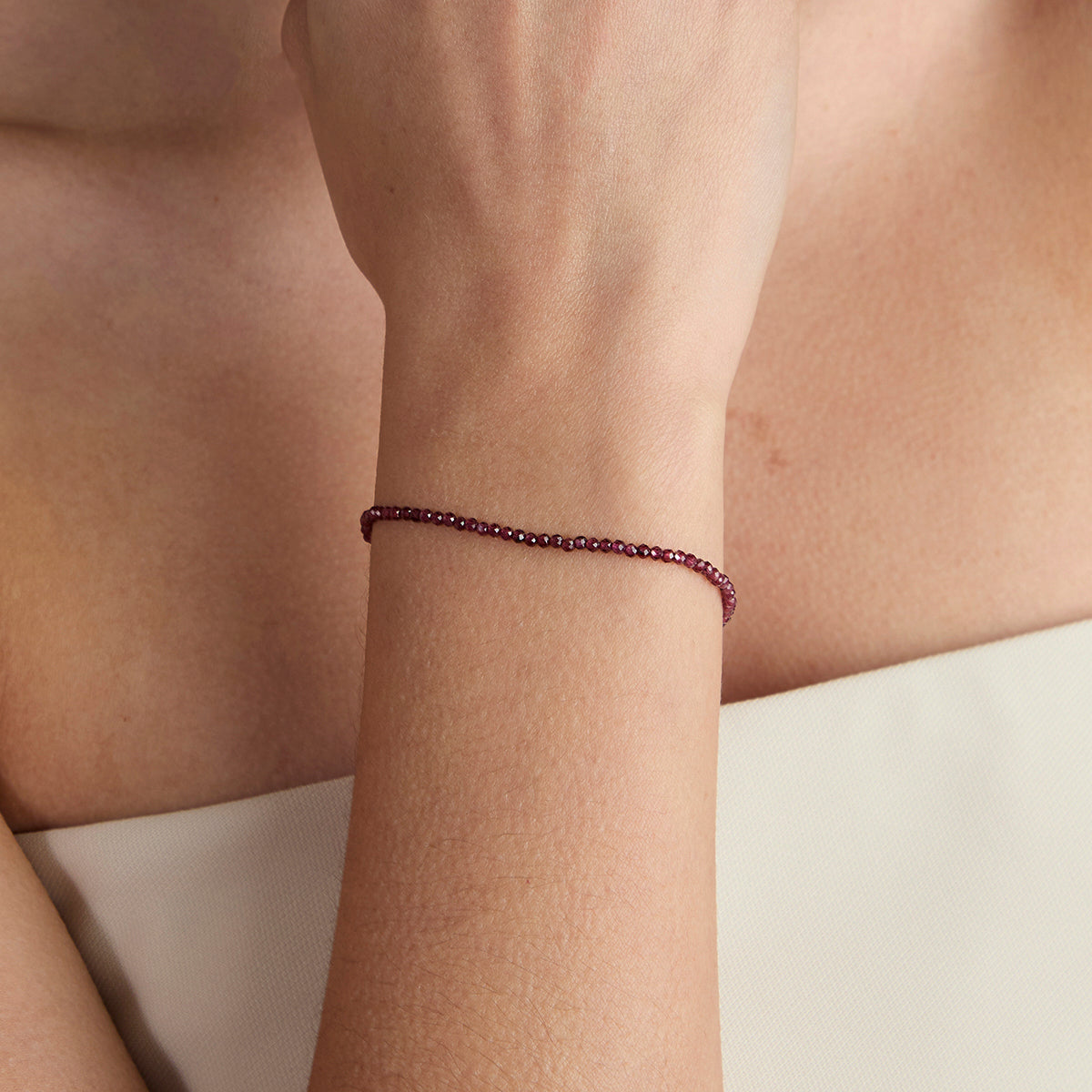 Garnet January Beaded Bracelet in Solid Gold-Astrid &amp; Miyu