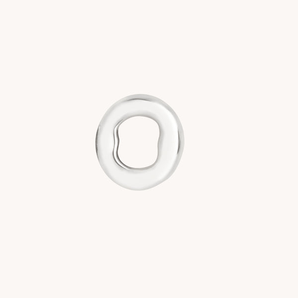 O Initial Click Charm in Solid White Gold-Astrid &amp; Miyu