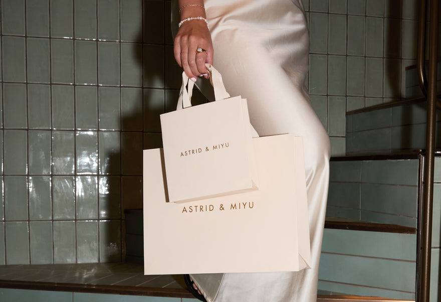 Birthday_Treats_desktop-Astrid &amp; Miyu