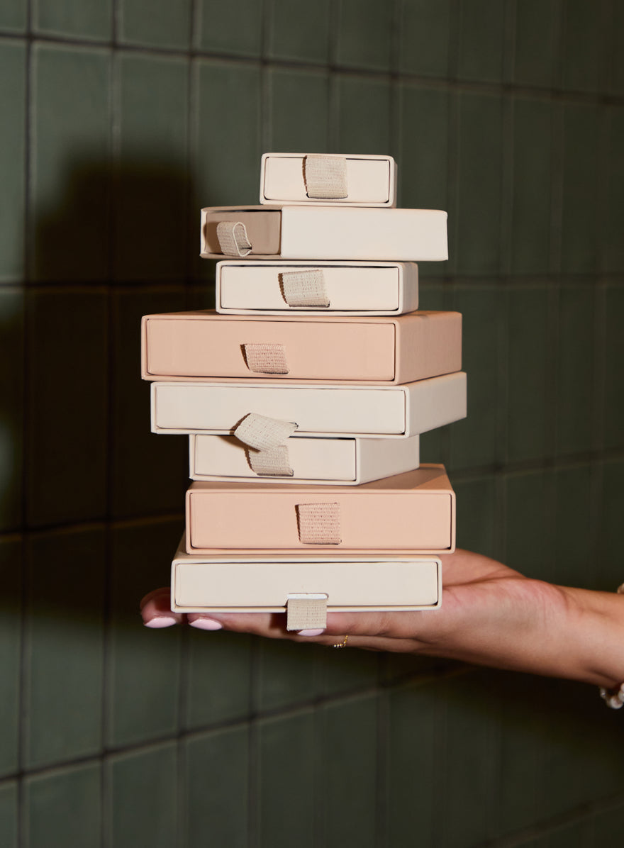 Club_A_M_1-Astrid &amp; Miyu