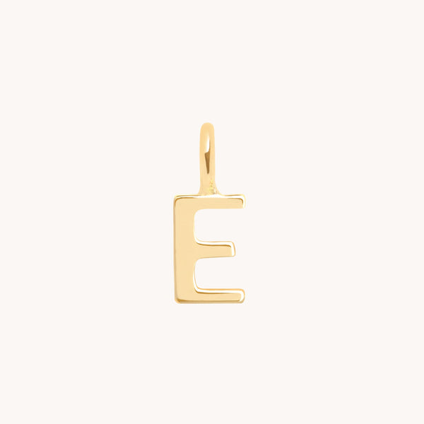Initial Charms - E Initial Charm 9k Gold - Welding Charm - Astrid & Miyu