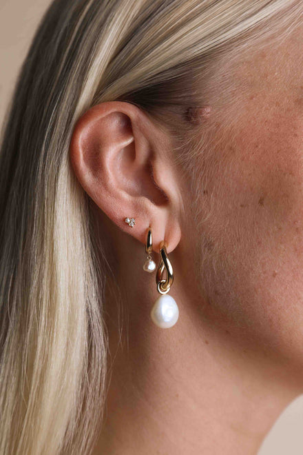 The Earcyclopedia-Astrid &amp; Miyu