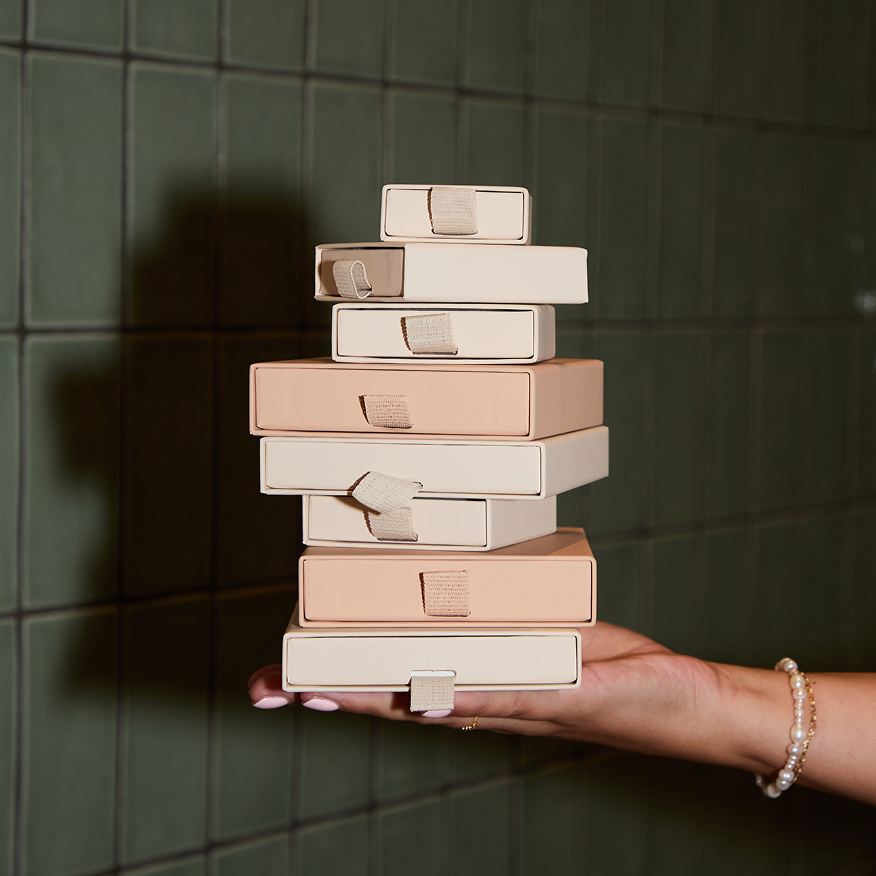 Club_A_M_b6504fa0-a347-412d-b79c-e457d3c7c71f-Astrid &amp; Miyu